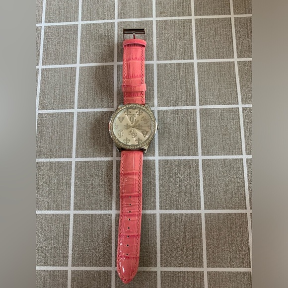 Pink GUESS Watch w/rhinestone face - Picture 1 of 3